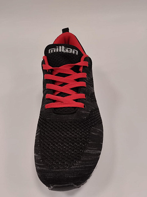 Кроссовки муж. Milton