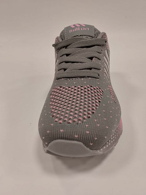 Кроссовки жен. Milton