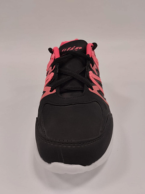 Кроссовки жен. Vilin