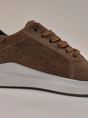 Кроссовки жен. Aska