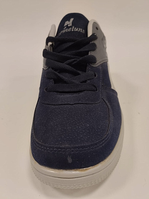 Кроссовки жен. Sarmeluns