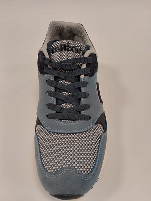 Кроссовки муж. Milton